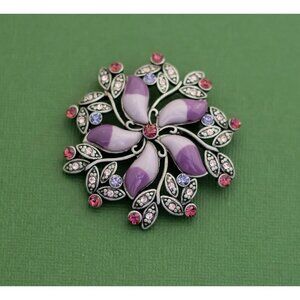 Vintage Victorian Purple Floral Rhinestone Brooch K12